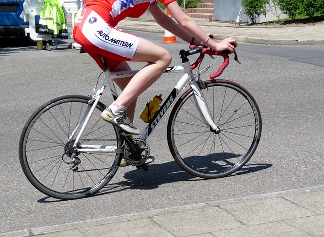 自転車 体 幹